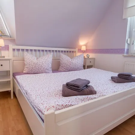 Hoppenberg 24 - Haus Sommerfeld * Ostseeheilbad Zingst